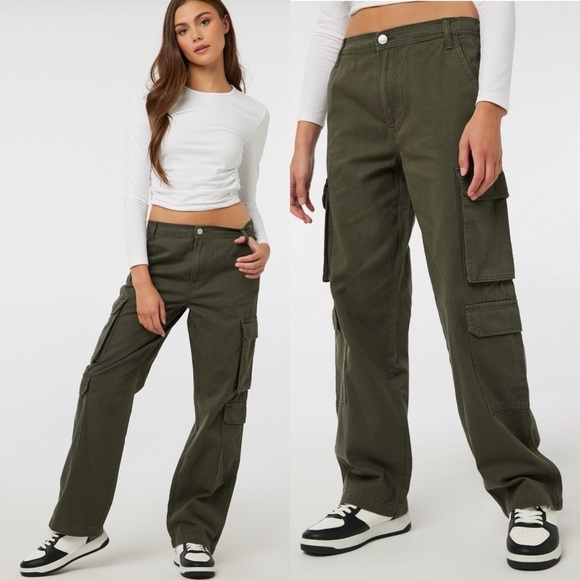Ardene Pants - Ardene green cargo pants size Large